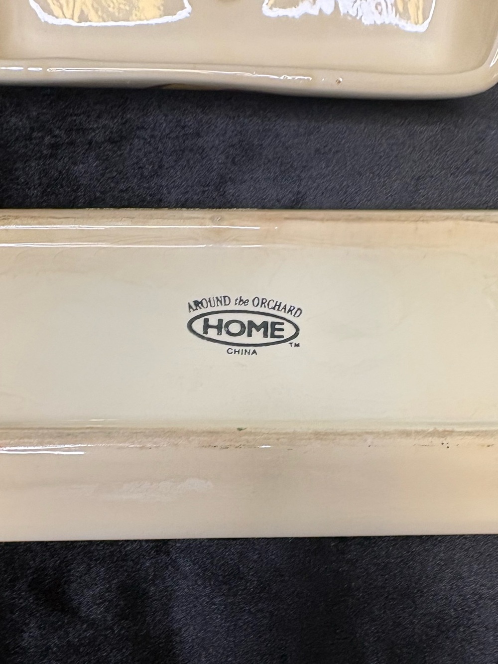 Vintage Orchard Stoneware Apple Covered Butter Dish - Picture 4 of 5